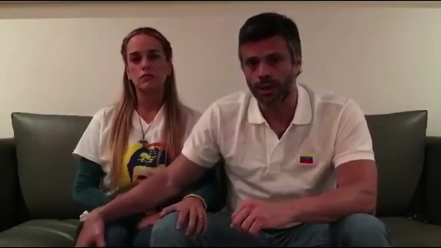 El opositor venezolano Leopoldo López anuncia el embarazo de su esposa Lilian Tintori El opositor venezolano Leopoldo López anuncia el embarazo de su esposa Lilian Tintori