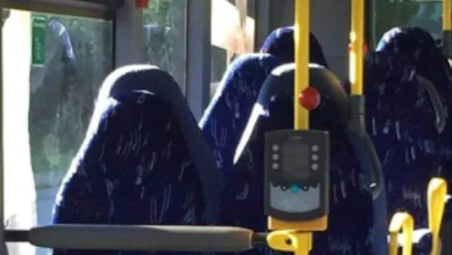 Imagen que confudió a los racistas con un burka