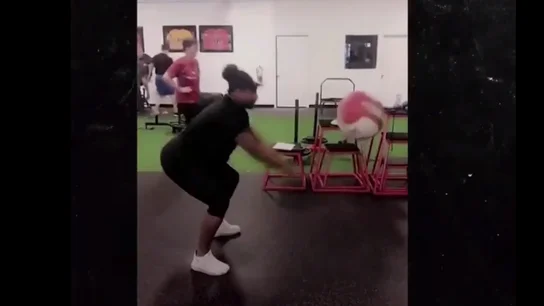 Brutal entrenamiento de Serena Williams Brutal entrenamiento de Serena Williams