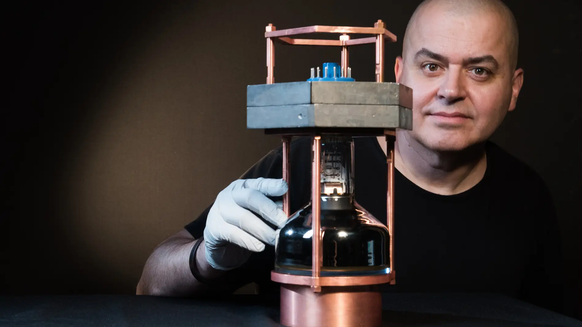 Primera observacion de una elusiva colision de neutrinos contra el nucleo
