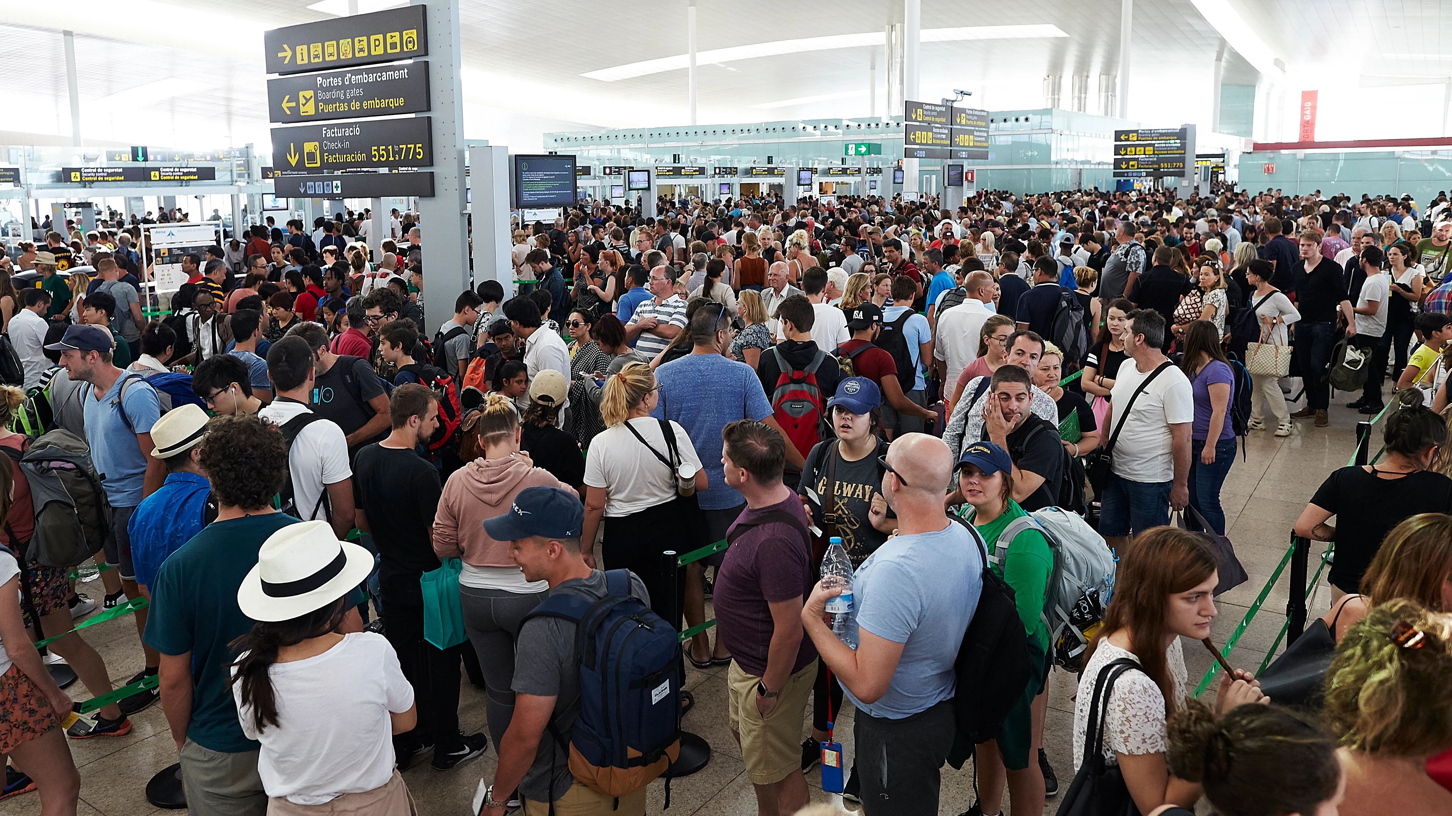 El domingo habrá nuevos paros en El Prat