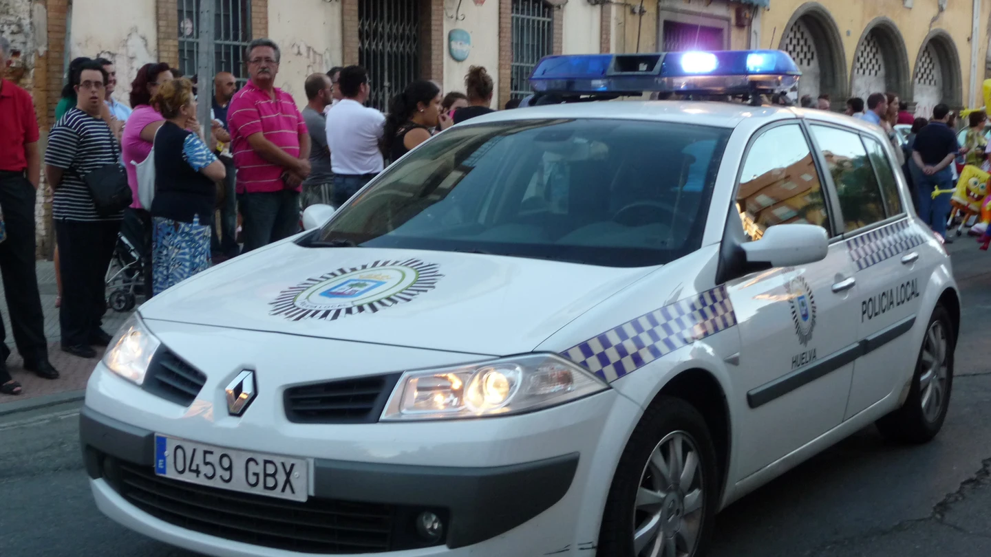 Vehículo Policía Local de Huelva Vehículo Policía Local de Huelva