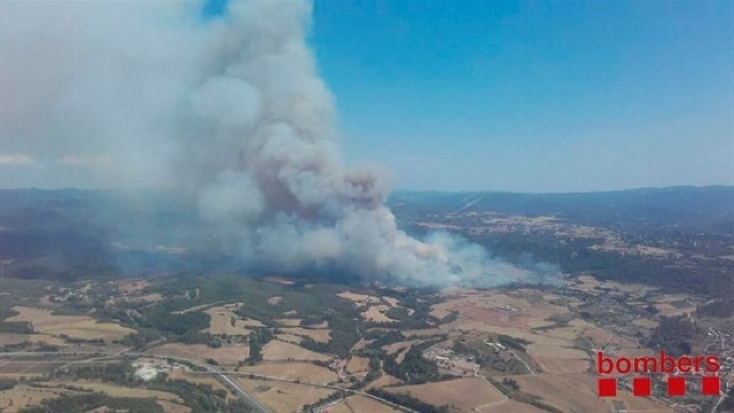 Incendio en Art&eacute;s, Barcelona