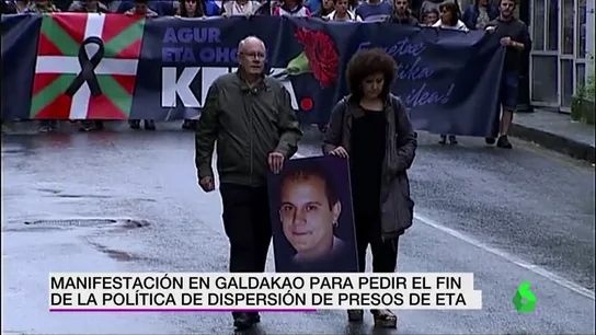 Manifestación en Galdako por la muerte del etarra Kepa del Hoyo y pedir el acercamiento de presos de ETA Manifestación en Galdako por la muerte del etarra Kepa del Hoyo y pedir el acercamiento de presos de ETA