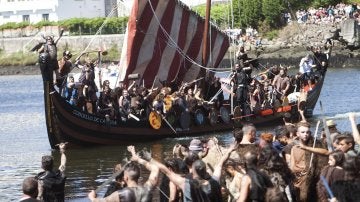 Batalla entre vikingos y campesinos en Catoira