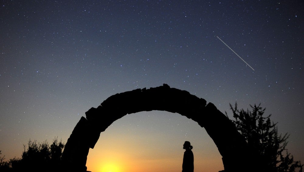 Las Perseidas desde la ciudad de Blandus en Usak Turquía