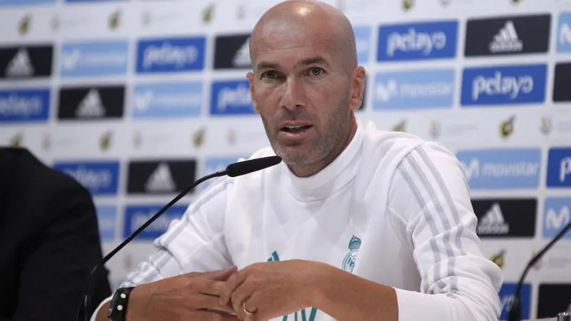 Zinedine Zidane en rueda de prensa