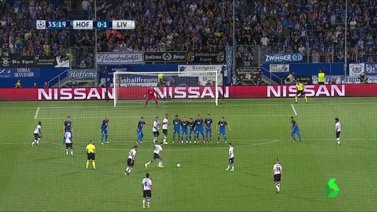 El golazo de falta directa de Alexander-Arnold para adelantar al Liverpool ante el Hoffenheim