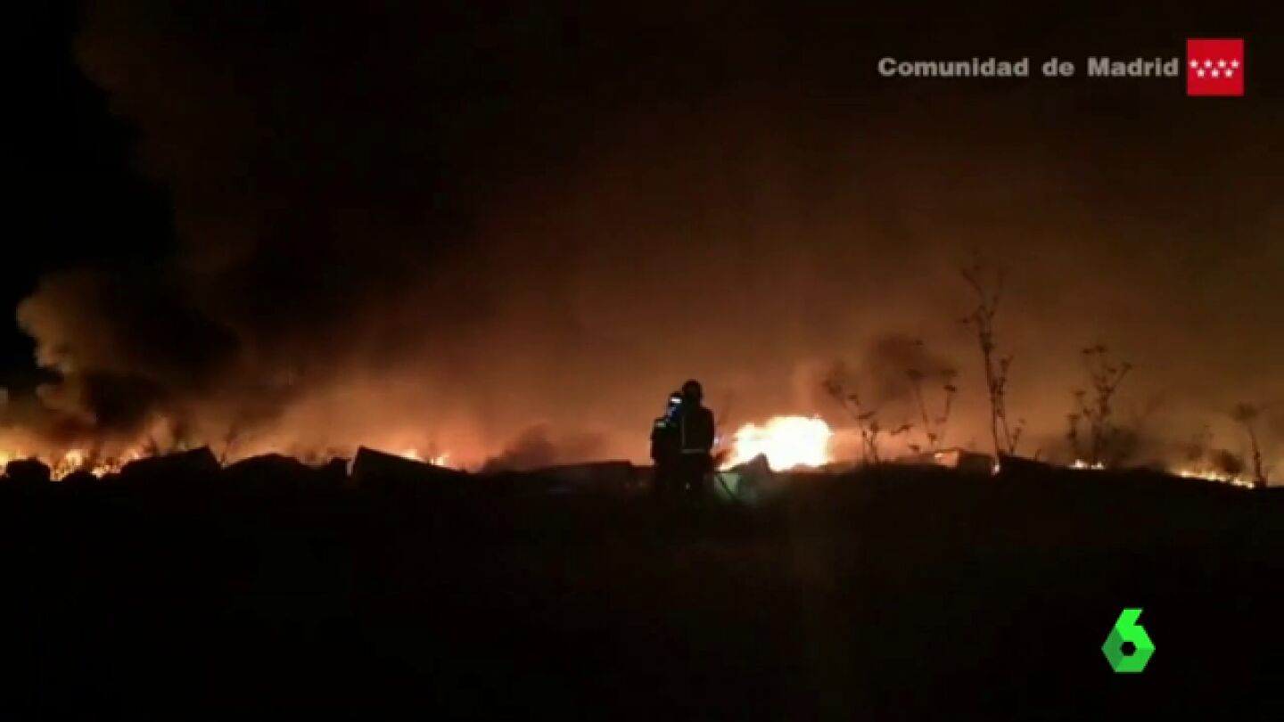 Incendio en la Ca&ntilde;ada Real de Madrid