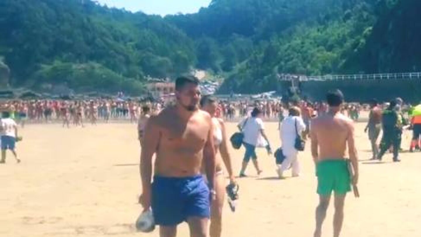 El h&eacute;roe de la playa de Aguilar: salv&oacute; de morir ahogado a un hombre de 72 a&ntilde;os 