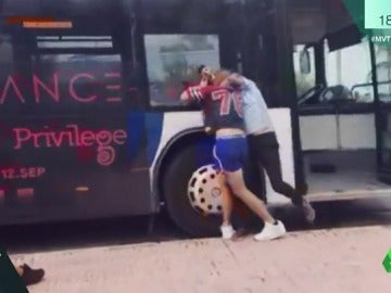 La brutal paliza a un conductor de autobús en Ibiza, el último caso de una larga lista de lamentables agresiones de este tipo La brutal paliza a un conductor de autobús en Ibiza, el último caso de una larga lista de lamentables agresiones de este tipo