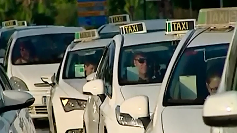 Los taxistas de Málaga ponen fin a la huelga tras cuatro días de paros