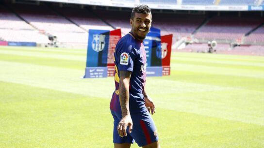 Paulinho, en su presentaci&oacute;n con el Barcelona