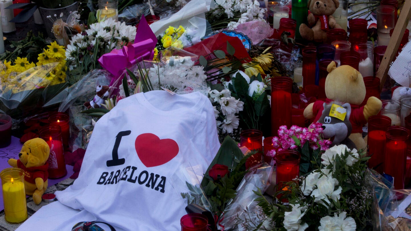 Homenaje en las Ramblas