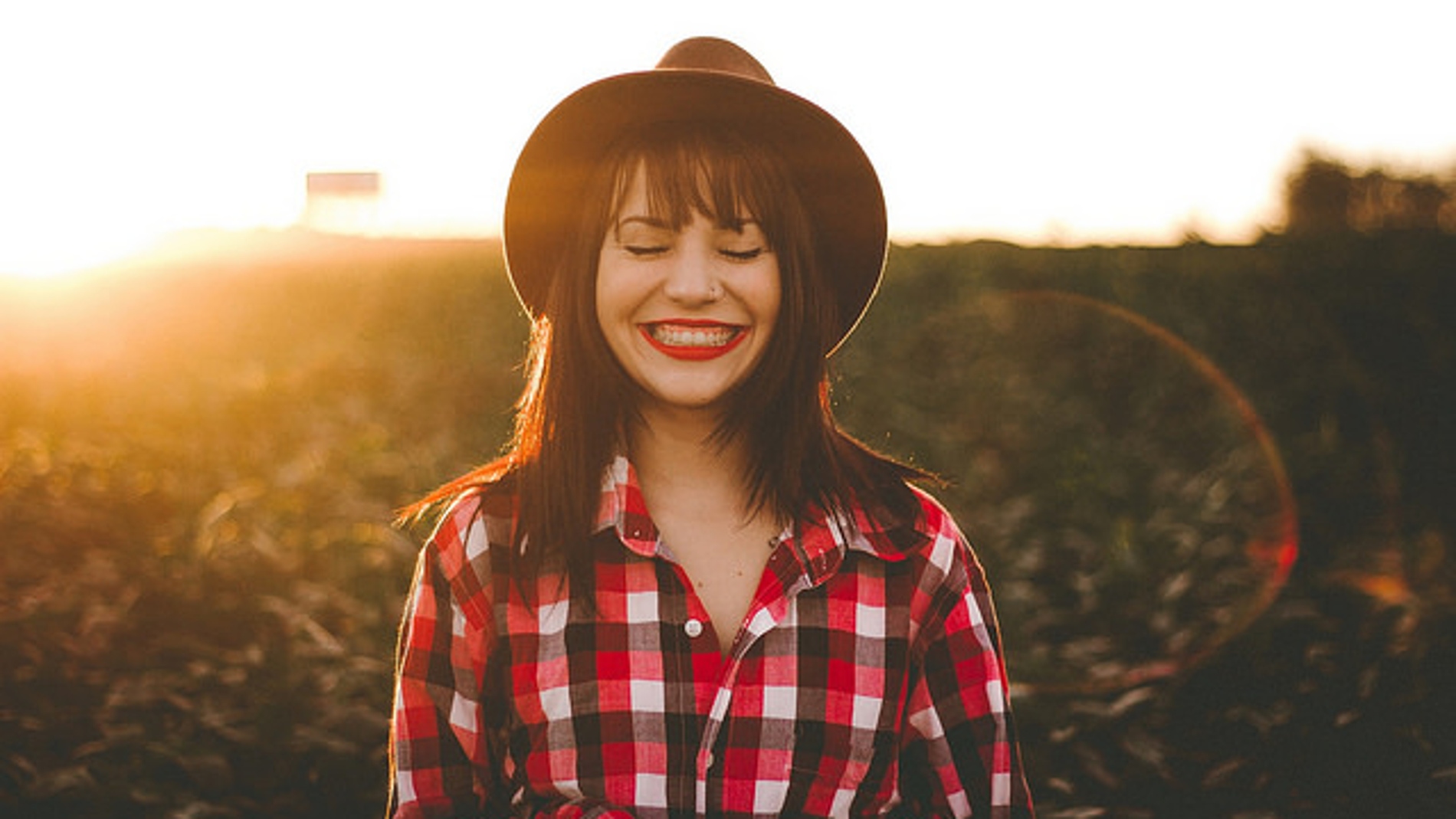 Hay diferentes tipos de sonrisas en función de lo que queremos expresar y los músculos que movemos
