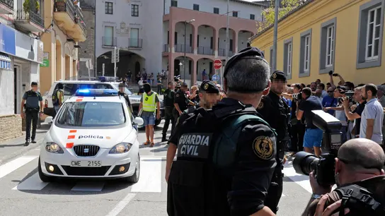 Guardia Civil y Mossos d'Esquadra en Ripoll, en Girona Guardia Civil y Mossos d'Esquadra en Ripoll, en Girona