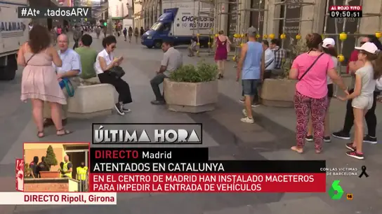 Los maceteros instalados en la Puerta del Sol tras los atentados de Barcelona Los maceteros instalados en la Puerta del Sol tras los atentados de Barcelona