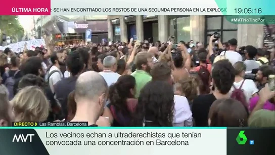 Echan un un grupo de ultraderechistas de Las Ramblas Echan un un grupo de ultraderechistas de Las Ramblas