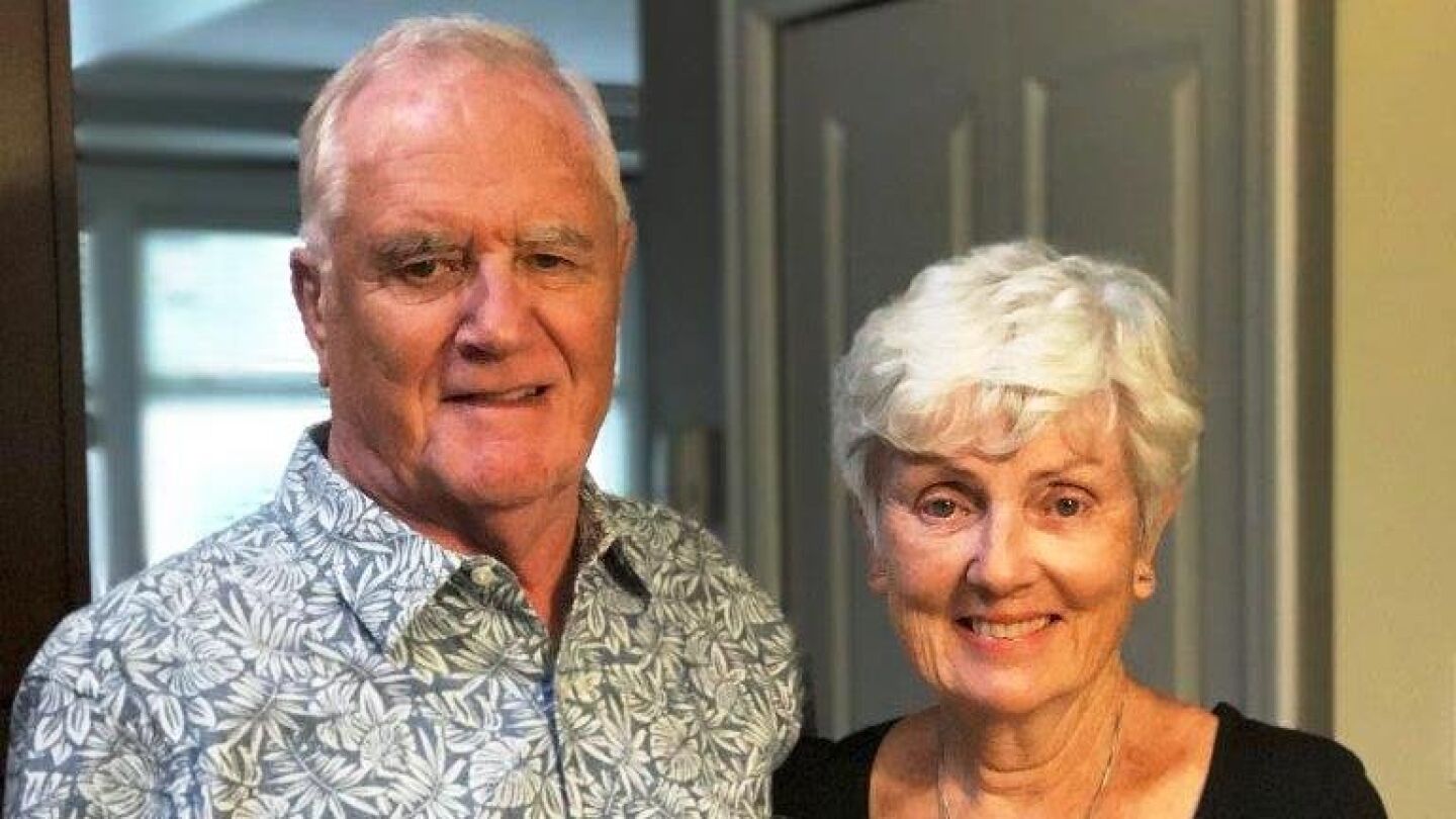 Ian Moore Wilson junto a su esposa, herida en el atentado de Barcelona