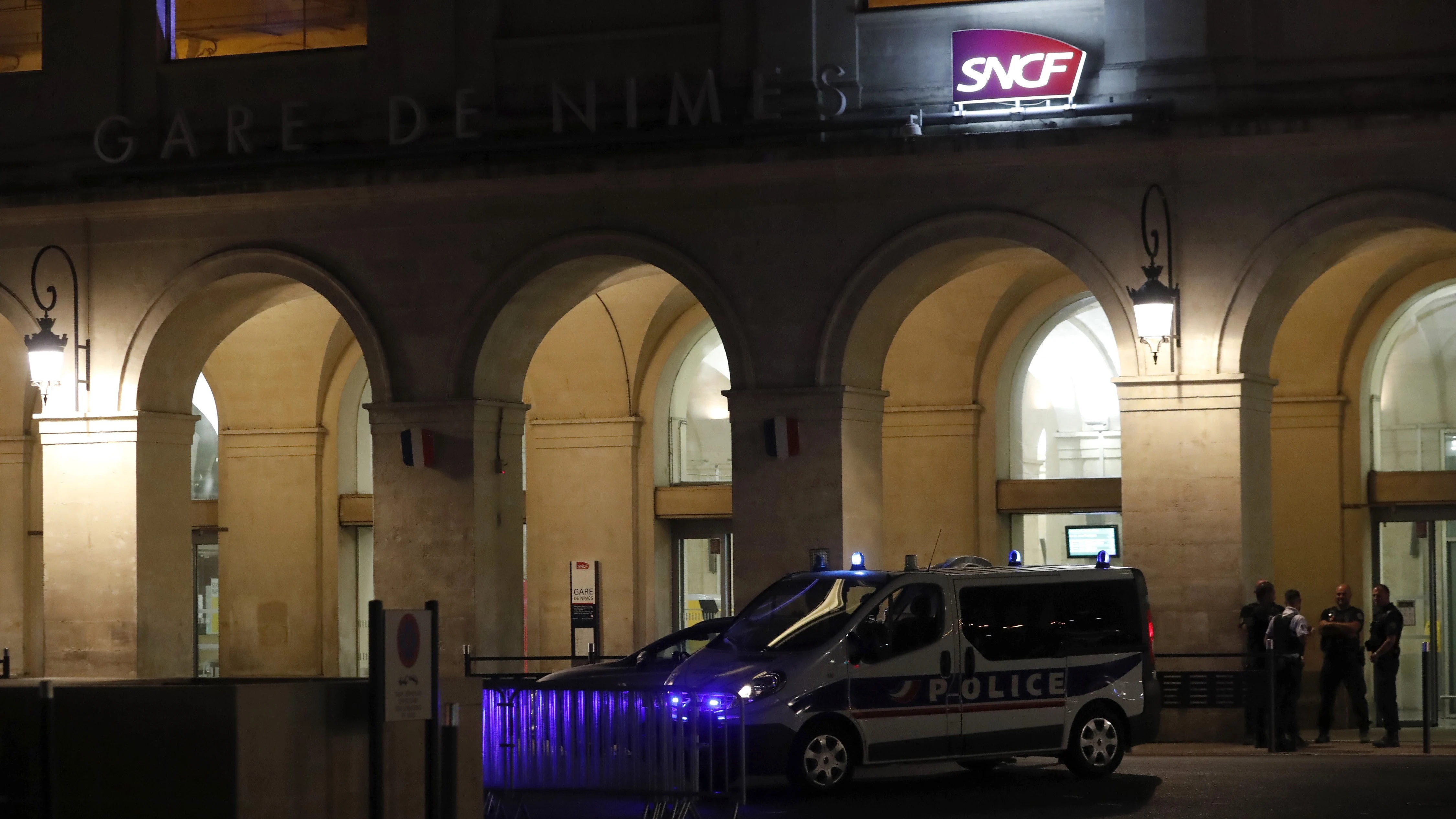 La estación de Nimes, con presencia policial