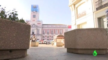 Maceteros colocados en la Puerta del Sol