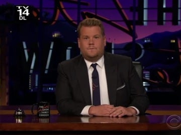 James Corden durante su afectuoso mensaje a las víctimas de Cataluña James Corden durante su afectuoso mensaje a las víctimas de Cataluña