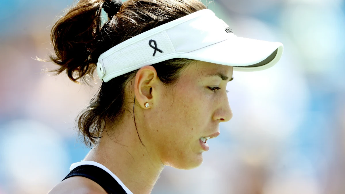 Garbiñe Muguruza, con crespón negro en Cincinatti Garbiñe Muguruza, con crespón negro en Cincinatti