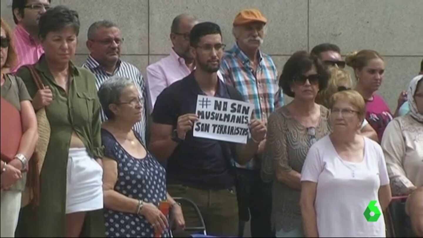 Los musulmanes se sienten dolidos con el rechazo social que est&aacute; provocando el atentado de Barcelona