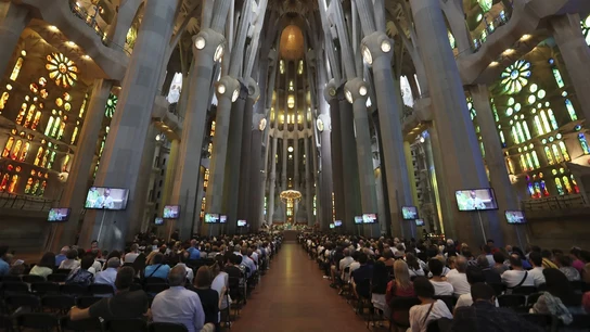 Vista general de la basílica de la Sagrada Familia Vista general de la basílica de la Sagrada Familia