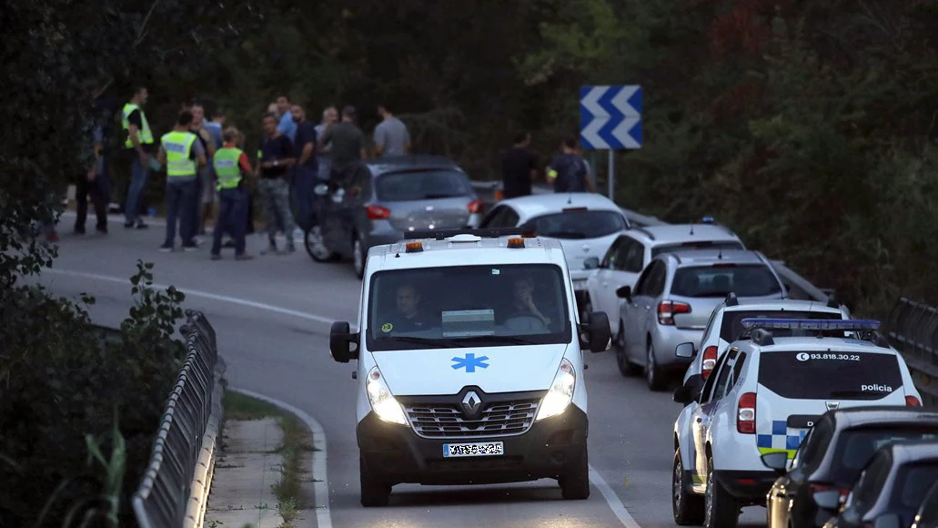 Inmediaciones del lugar en el que ha sido abatido el terrorista que atacó en Las Ramblas