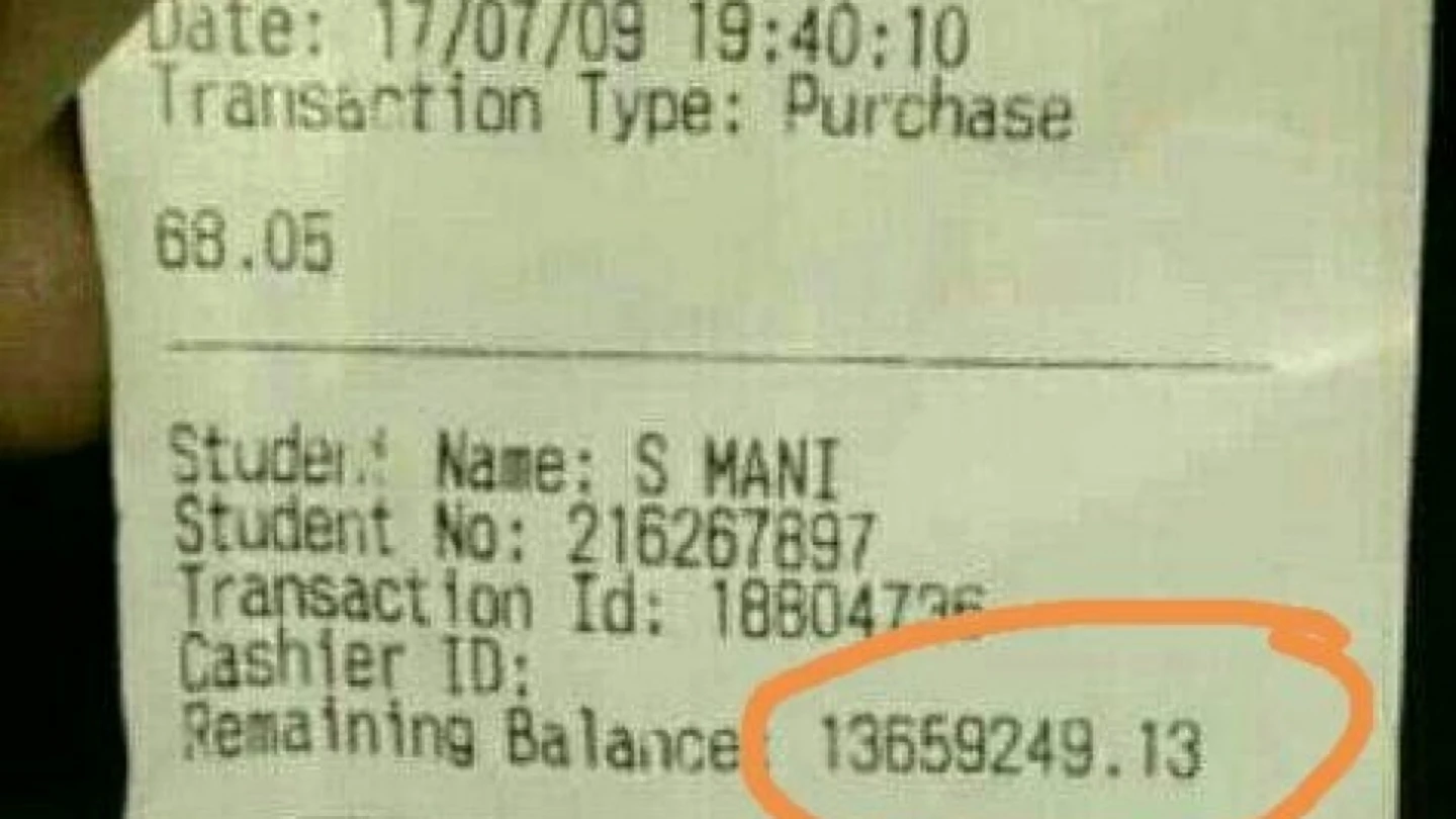 Extracto bancario de una joven que recibió una beca por error Extracto bancario de una joven que recibió una beca por error