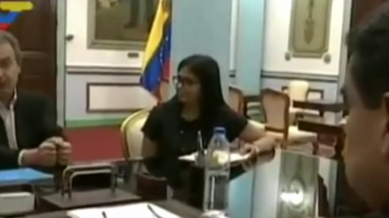  Nicolás Maduro y el expresidente Zapatero se reúnen para impulsar el diálogo en Venezuela 