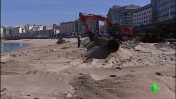 Denuncian la 'retroalimentación' de arena de unas playas a otras