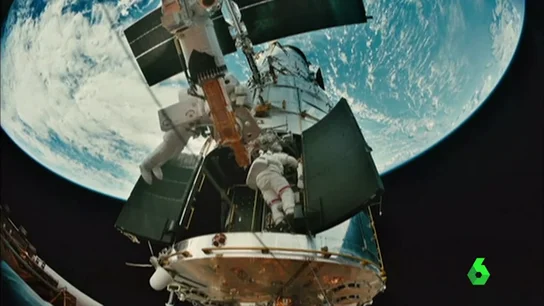 Una empresa española diseña calcetines de hilo de plata y cobre para los futuros viajes al espacio Una empresa española diseña calcetines de hilo de plata y cobre para los futuros viajes al espacio