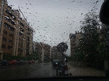 El norte y nordeste de la Península amanecerán este lunes 4 de septiembre con los cielos nubosos y con precipitaciones El norte y nordeste de la Península amanecerán este lunes 4 de septiembre con los cielos nubosos y con precipitaciones