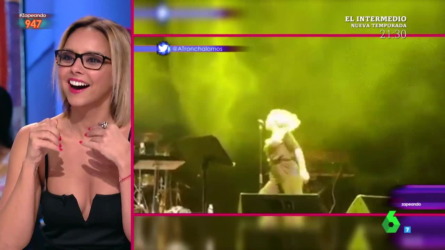 Chenoa se r&iacute;e de su accidente en un concierto