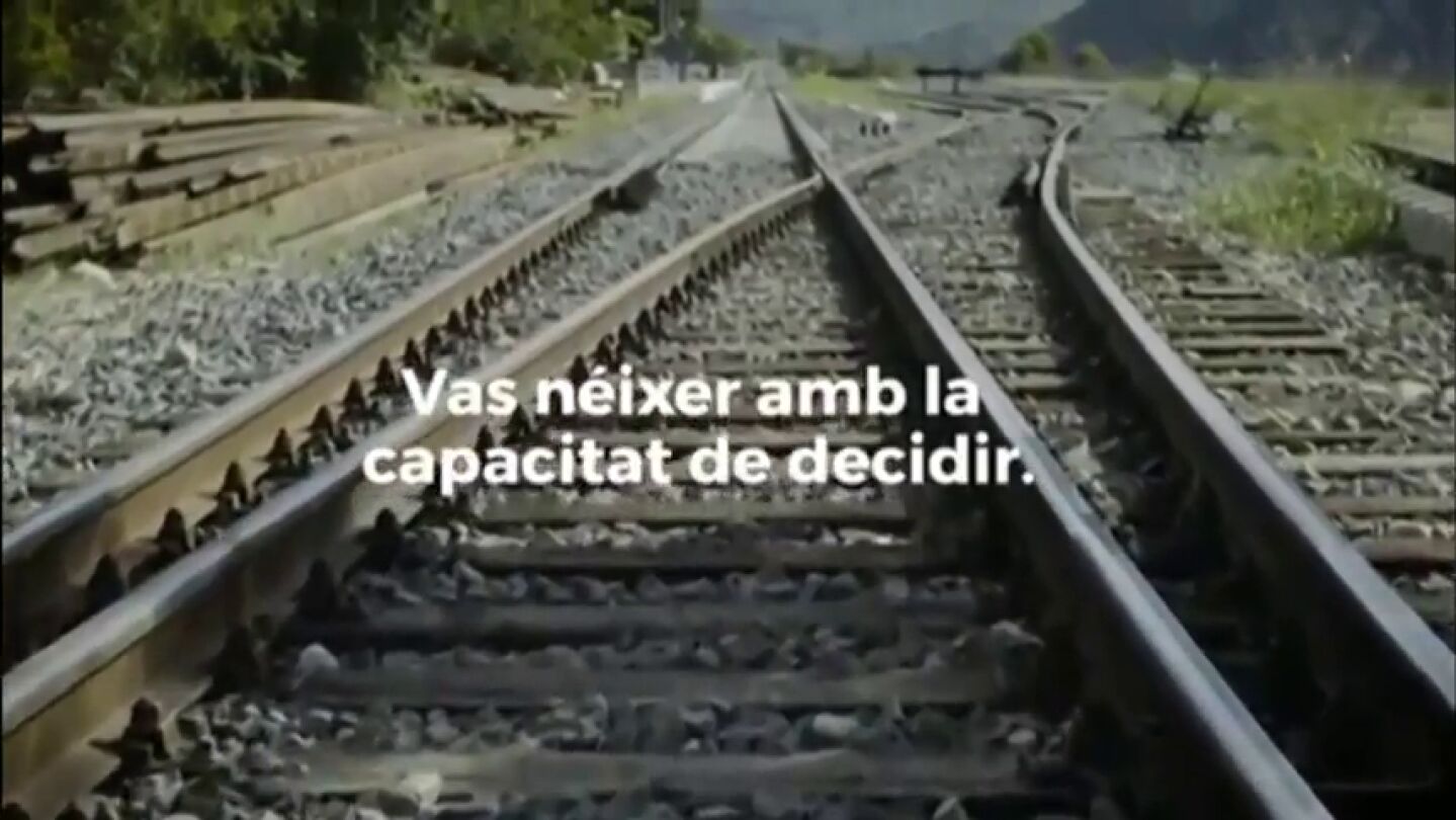 Pol&eacute;mico anuncio del Govern animando a votar a los catalanes