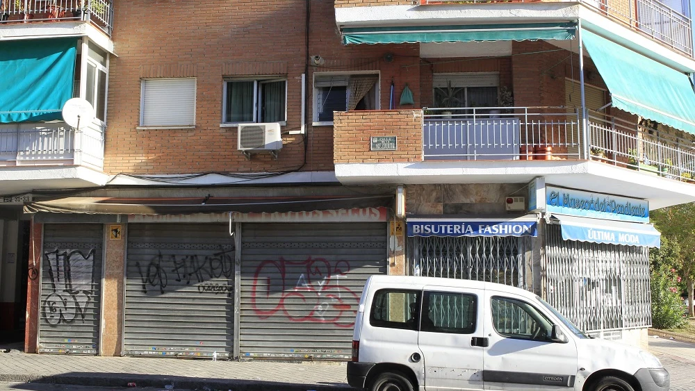 Fachada de la tienda de alimentación china, ubicada en el madrileño barrio de Usera