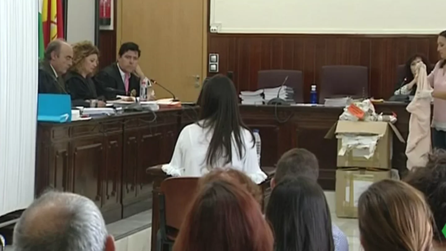 El desgarrador testimonio ante el juez de Marianela, madre de la pequeña asesinada por su exnovio en Almonte El desgarrador testimonio ante el juez de Marianela, madre de la pequeña asesinada por su exnovio en Almonte