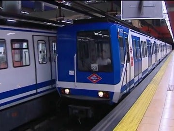 Un vagón del metro de Madrid Un vagón del metro de Madrid