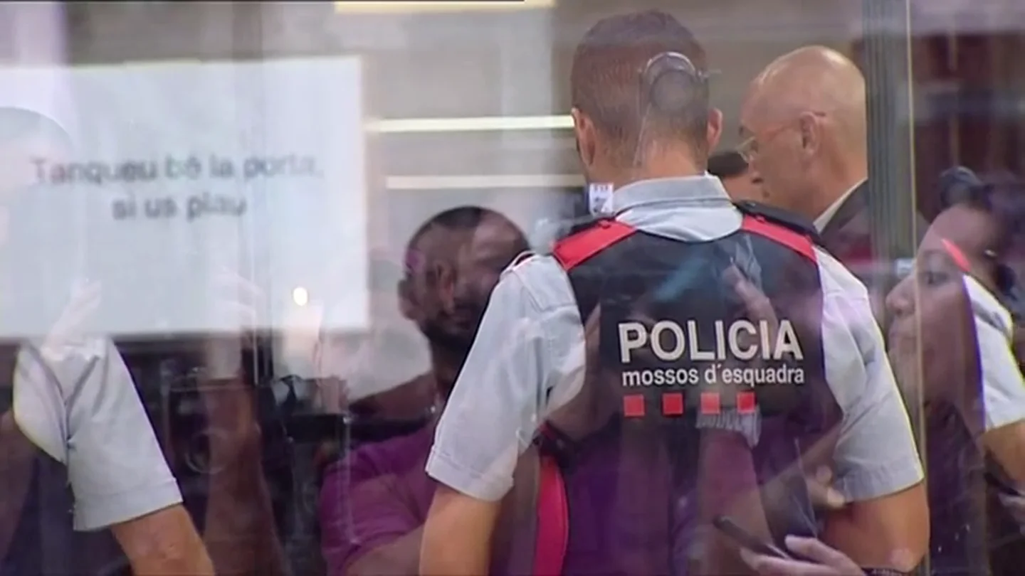 Trapero, el mayor de los Mossos, la Fiscalía acude a la reunión de la Fiscalía para tratar sobre el 1-O Trapero, el mayor de los Mossos, la Fiscalía acude a la reunión de la Fiscalía para tratar sobre el 1-O