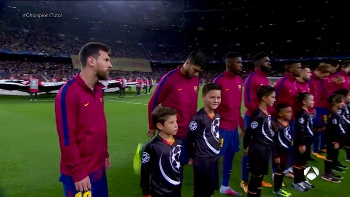"Welcome to the Catalan Republic", el mosaico del Camp Nou a favor de la independencia "Welcome to the Catalan Republic", el mosaico del Camp Nou a favor de la independencia