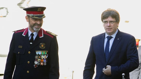 Josep Lluís Trapero y Carles Puigdemont Josep Lluís Trapero y Carles Puigdemont