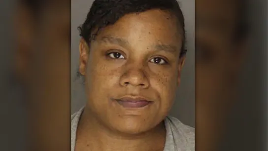 Tanishia Fielder, acusada de apuñalar a su bebé Tanishia Fielder, acusada de apuñalar a su bebé