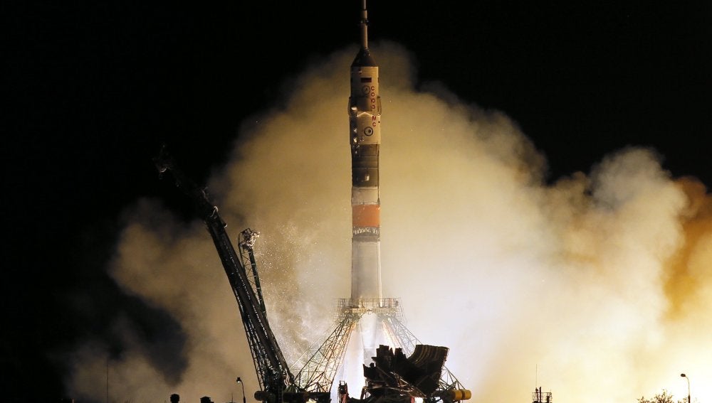 La nave espacial Soyuz MS-06 despega hacia la Estación Espacial Internacional (EEI) 