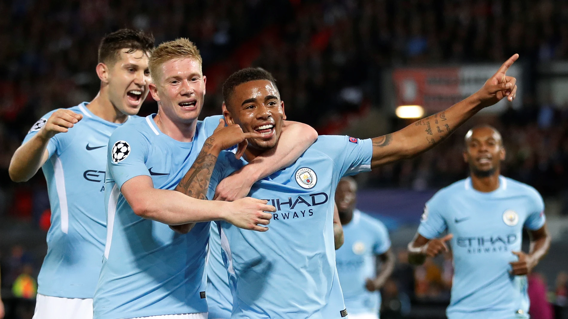 Gabriel Jesus celebra un gol con el Manchester City