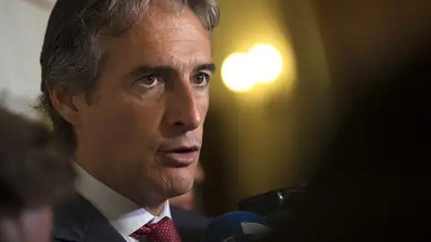 Íñigo de la Serna Íñigo de la Serna