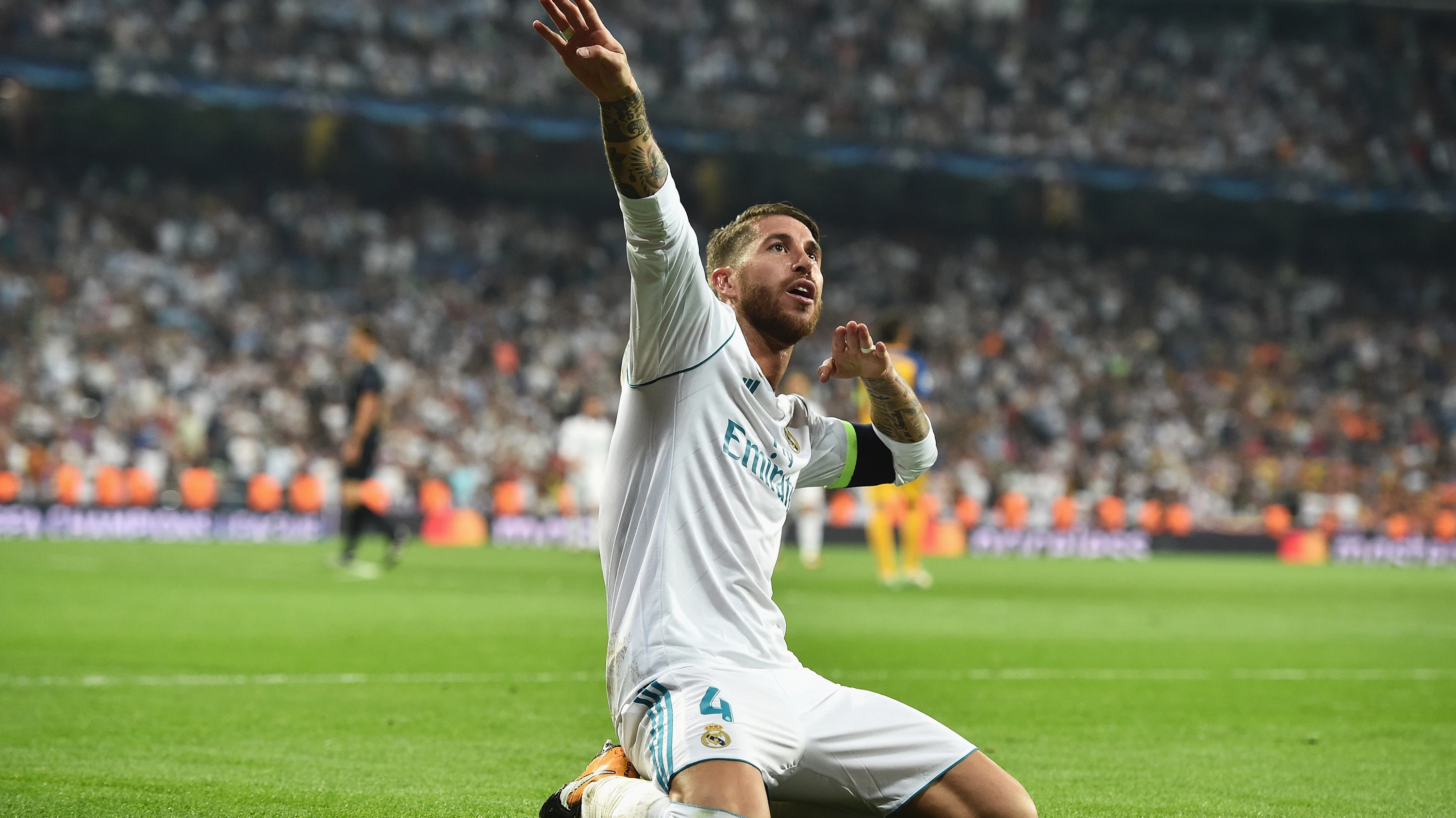 Sergio Ramos celebra su gol en el Bernabéu