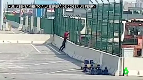 Centenares de personas asentadas Bizkaia intentan colarse en ferris como polizones para entrar ilegalmente en Reino Unido Centenares de personas asentadas Bizkaia intentan colarse en ferris como polizones para entrar ilegalmente en Reino Unido