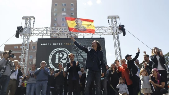 Familiares y amigos de Ángel Nieto durante el homenaje al campeón mundial de motociclismo Familiares y amigos de Ángel Nieto durante el homenaje al campeón mundial de motociclismo